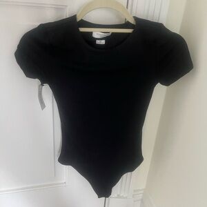 NWT Aritzia Babaton Contour Bodysuit